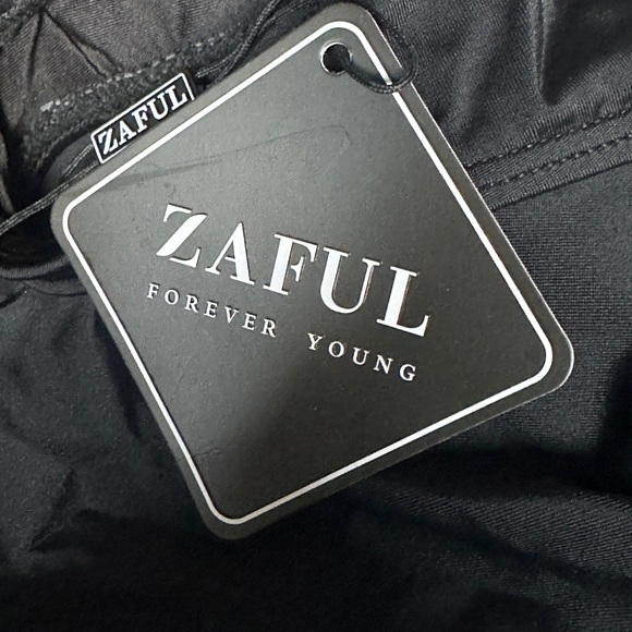 Zaful Black Bikini Set with High-Waisted Bottoms 8-10 - Picture 8 of 8